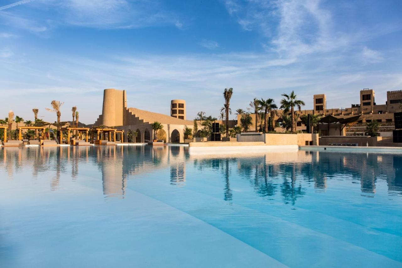 Terra Solis Dubai Luaran gambar